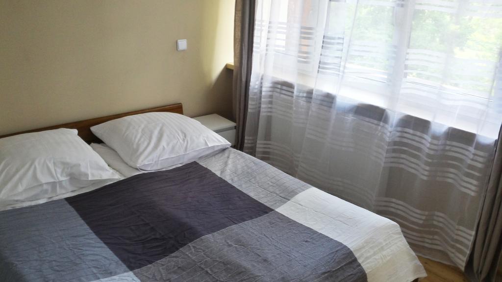 Apartamenty I Pokoje Przy Parku Jelenia Gora Exterior photo