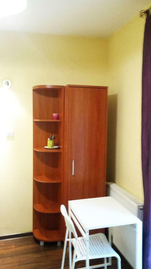 Apartamenty I Pokoje Przy Parku Jelenia Gora Exterior photo